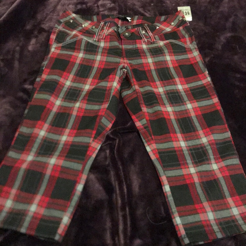 Red plaid Capri skinny pants
